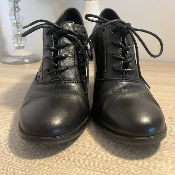 Patricia Nash Parma Heeled Oxford - Picture 2 of 12